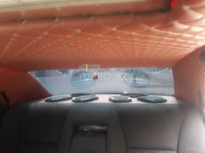 Mercedes E 220 1997, 185,560 km - 2.2 l - Bərdə
