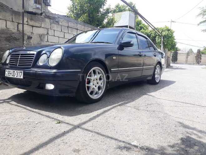 Mercedes E 220 1997, 185,560 km - 2.2 l - Bərdə