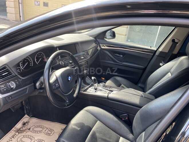 BMW 520 2014, 210,000 km - 2.0 л - Bakı