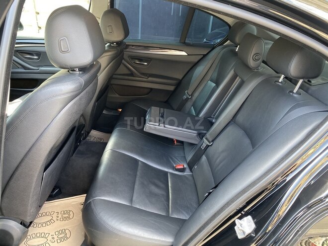 BMW 520 2014, 210,000 km - 2.0 л - Bakı