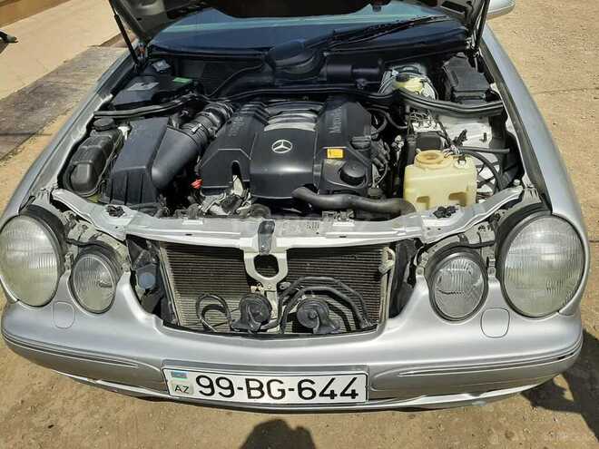 Mercedes E 240 2000, 277,000 km - 2.4 l - Tovuz