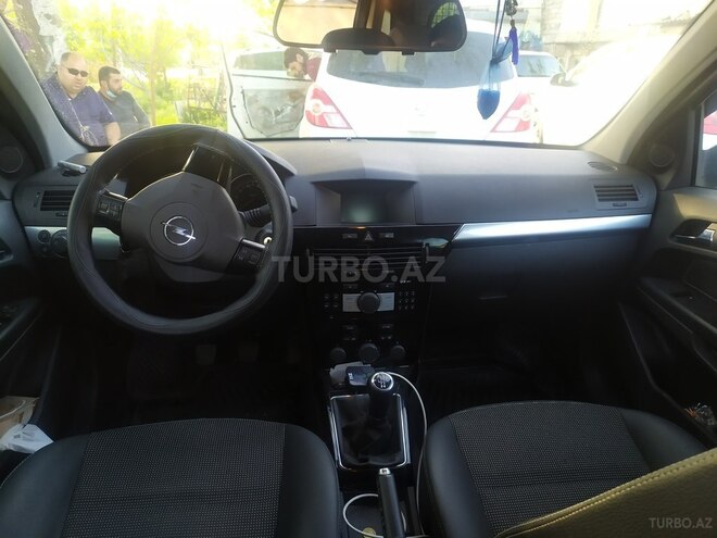 Opel Astra 2009, 155,000 km - 1.4 l - Bakı