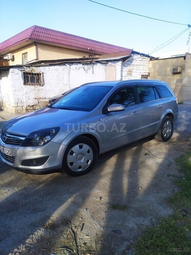 Opel Astra 2009, 155,000 km - 1.4 l - Bakı