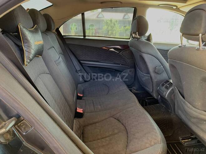 Mercedes E 240 2002, 297,000 km - 2.6 l - Masallı