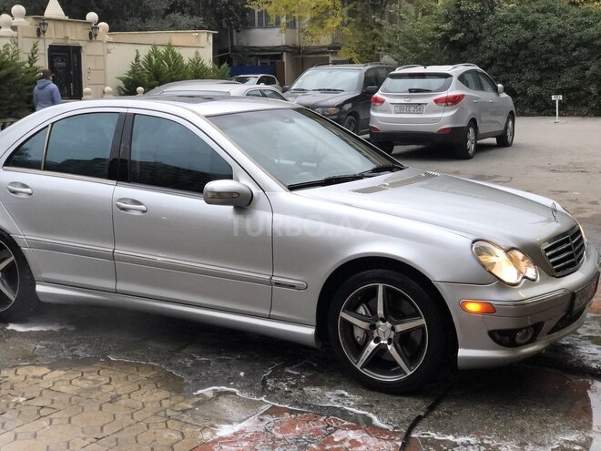 Mercedes C 180 2005, 332,000 km - 1.8 l - Bakı