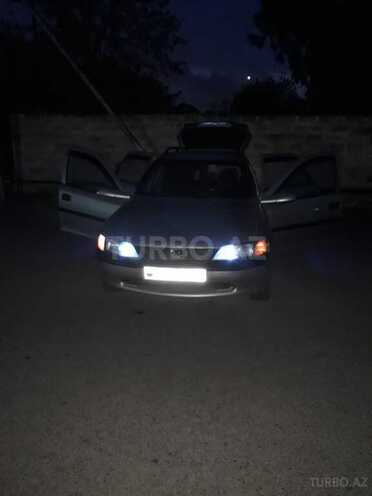 Opel Vectra 1998, 290,000 km - 2.0 л - Bakı