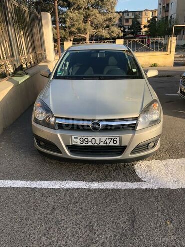 Opel Astra 2006, 200,000 km - 1.4 l - Bakı