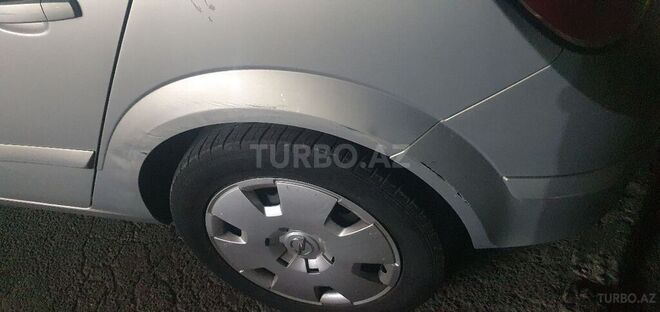 Opel Astra 2006, 200,000 km - 1.4 l - Bakı