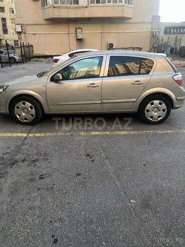 Opel Astra 2006, 200,000 km - 1.4 l - Bakı