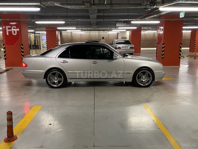 Mercedes E 240 2000, 235,786 km - 2.4 l - Gəncə