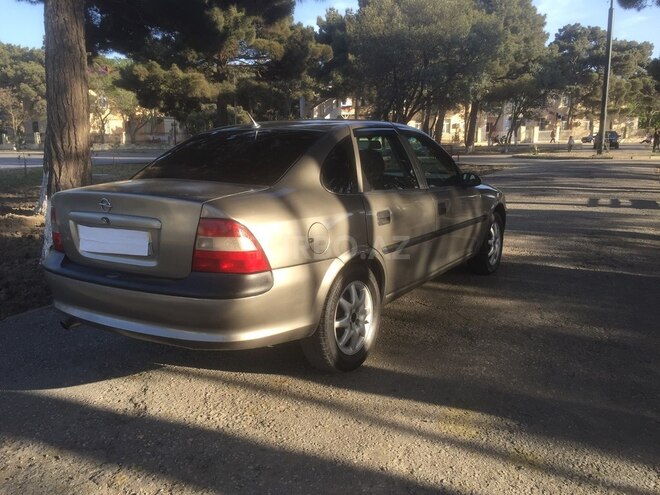 Opel Vectra 1997, 270,000 km - 1.8 l - Sumqayıt
