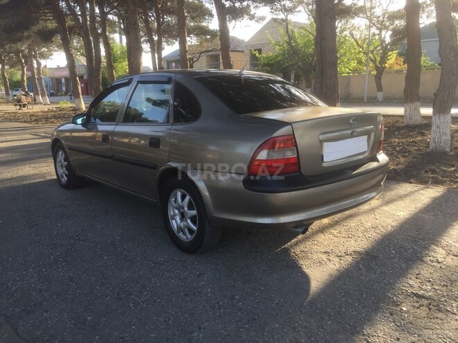 Opel Vectra 1997, 270,000 km - 1.8 l - Sumqayıt
