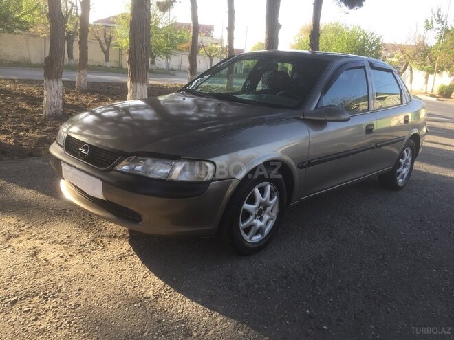 Opel Vectra 1997, 270,000 km - 1.8 l - Sumqayıt