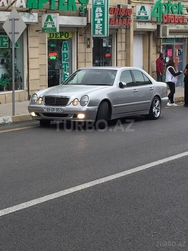 Mercedes E 240 2000, 170,000 km - 2.6 l - Bakı