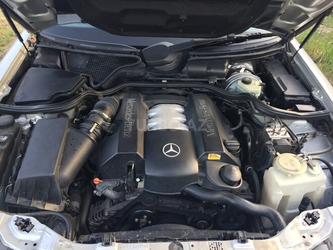 Mercedes E 240 2000, 170,000 km - 2.6 l - Bakı