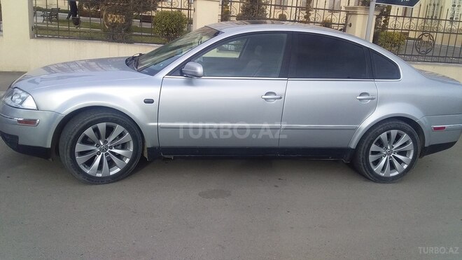 Volkswagen Passat 2001, 300,486 km - 1.8 l - Gəncə