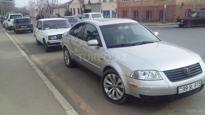 Volkswagen Passat 2001, 300,486 km - 1.8 l - Gəncə