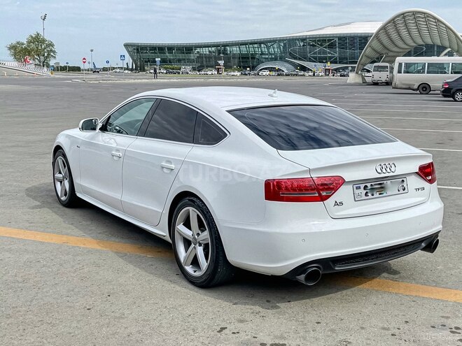 Audi A5 2010, 200,000 km - 2.0 l - Bakı