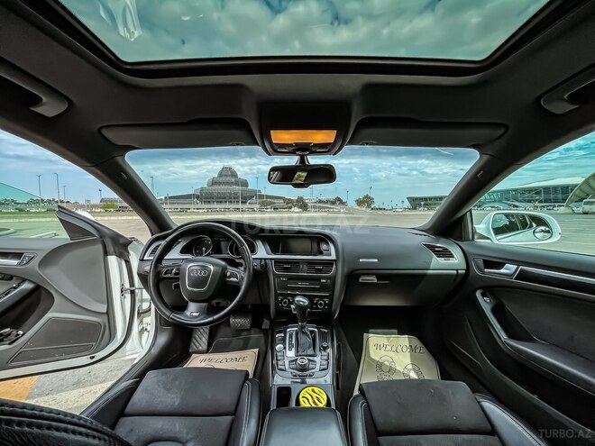 Audi A5 2010, 200,000 km - 2.0 l - Bakı