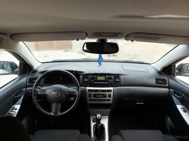 Toyota Corolla 2005, 177,000 km - 1.4 л - Bakı