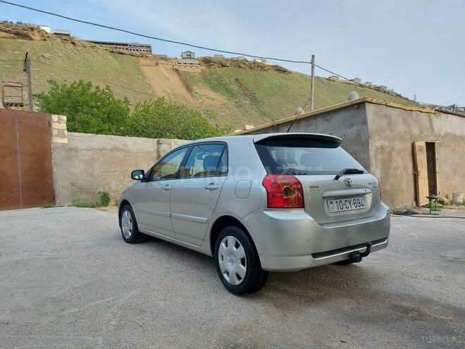 Toyota Corolla 2005, 177,000 km - 1.4 л - Bakı