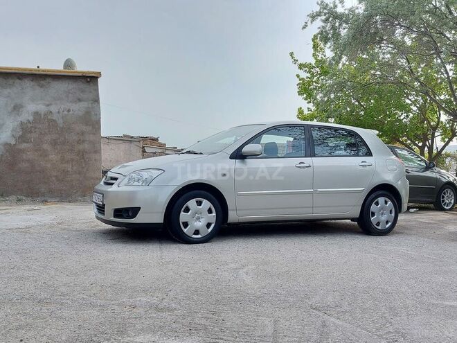 Toyota Corolla 2005, 177,000 km - 1.4 л - Bakı