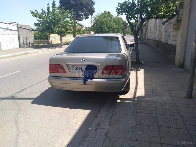 Mercedes E 200 1997, 284,444 km - 2.0 l - Gəncə