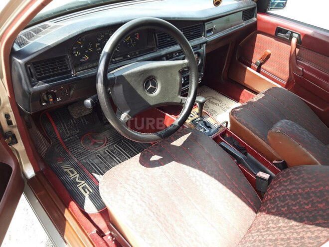Mercedes 190 1990, 121,452 km - 2.0 l - Bərdə