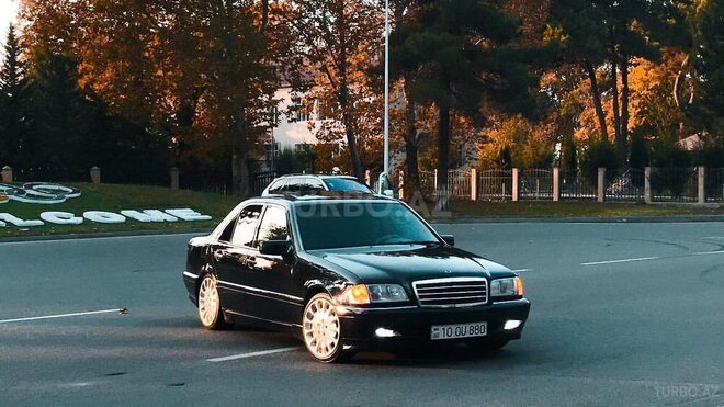 Mercedes C 230 1998, 262,261 km - 2.3 l - Bakı