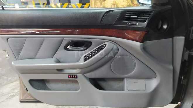 BMW 525 2003, 310,000 km - 2.5 l - Bakı