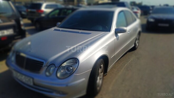 Mercedes E 320 2002, 217,000 km - 3.2 л - Bakı