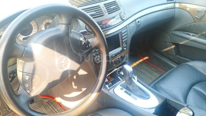 Mercedes E 320 2002, 217,000 km - 3.2 л - Bakı