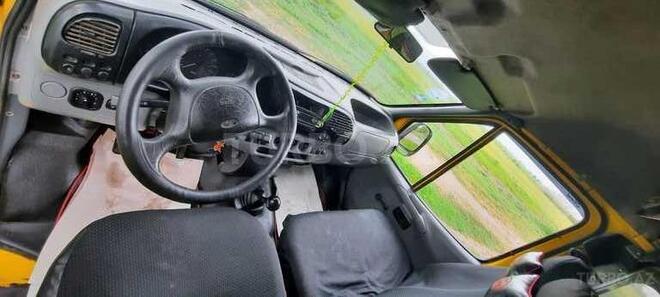 Ford Transit 1999, 313,000 km - 2.5 л - Xudat