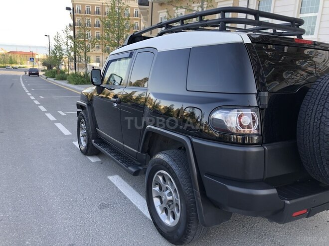Toyota FJ Cruiser 2013, 54,200 km - 4.0 l - Bakı