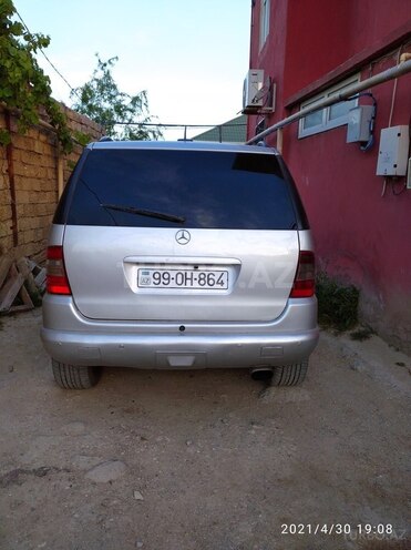 Mercedes ML 270 2001, 239,382 km - 2.7 l - Bakı