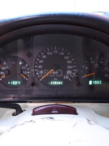 Mercedes ML 270 2001, 239,382 km - 2.7 l - Bakı