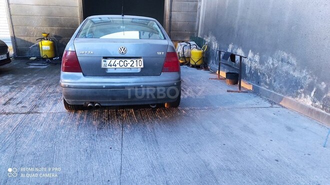 Volkswagen Jetta 2003, 257,330 km - 1.8 л - Bakı