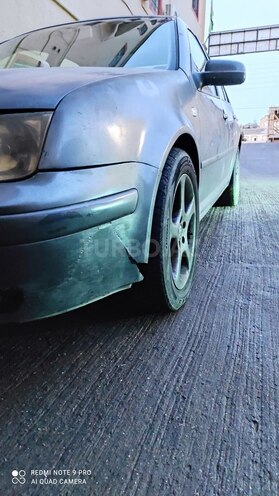 Volkswagen Jetta 2003, 257,330 km - 1.8 л - Bakı