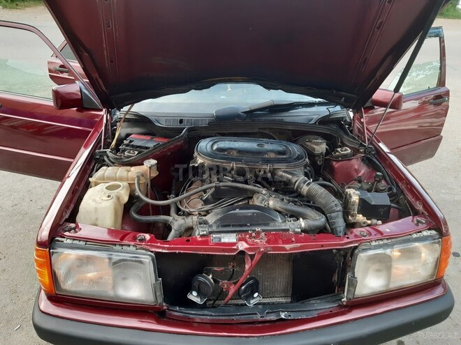 Mercedes 190 1992, 385,329 km - 2.0 l - Bakı