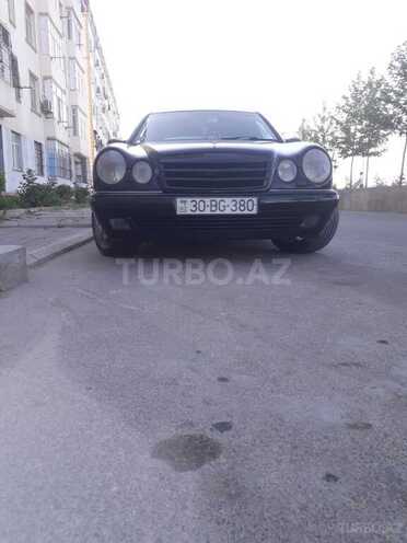 Mercedes E 240 1999, 232,154 km - 2.4 l - Bakı