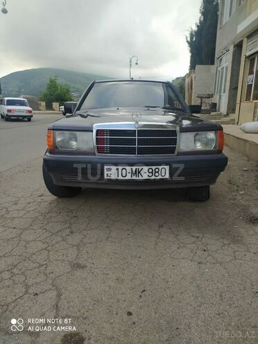 Mercedes 190 1992, 336,000 km - 2.0 л - Yardımlı