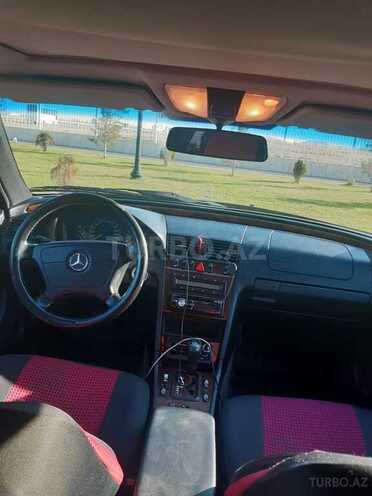 Mercedes C 240 1999, 245,057 km - 2.4 l - Bakı