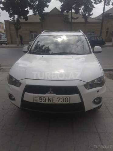 Mitsubishi Outlander 2009, 214,284 km - 2.4 l - Xaçmaz