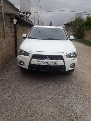 Mitsubishi Outlander 2009, 214,284 km - 2.4 l - Xaçmaz