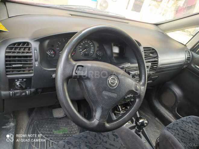 Opel Zafira 1999, 334,359 km - 1.8 l - Sumqayıt