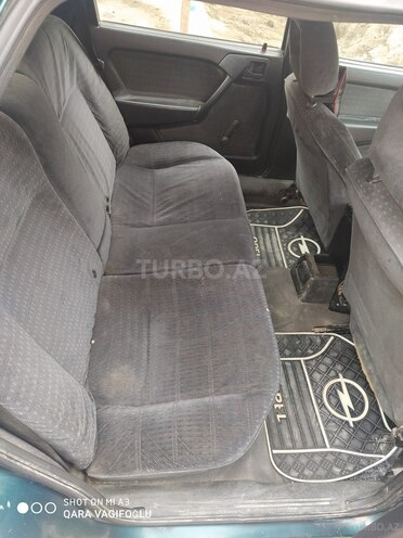 Opel Vectra 1995, 479,402 km - 1.6 л - Bakı
