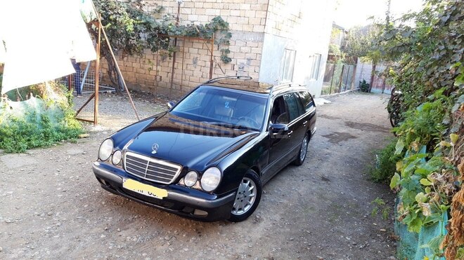 Mercedes E 220 2000, 465,823 km - 2.2 l - Lənkəran