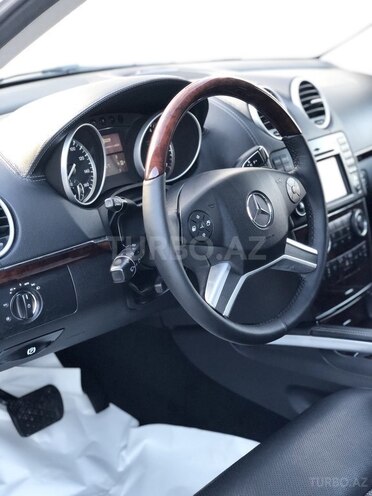 Mercedes GL 550 2010, 107,638 km - 5.5 л - Bakı
