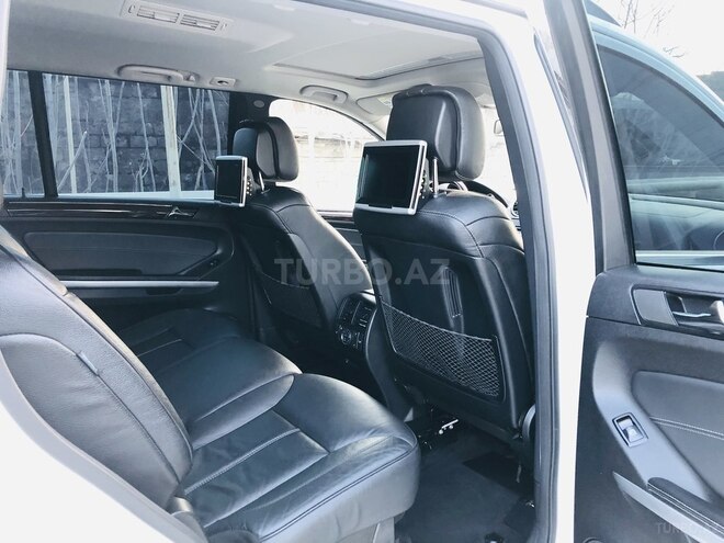 Mercedes GL 550 2010, 107,638 km - 5.5 л - Bakı