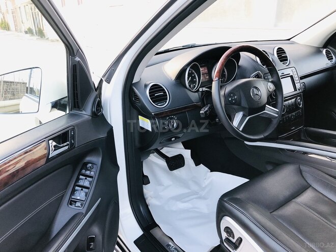 Mercedes GL 550 2010, 107,638 km - 5.5 л - Bakı